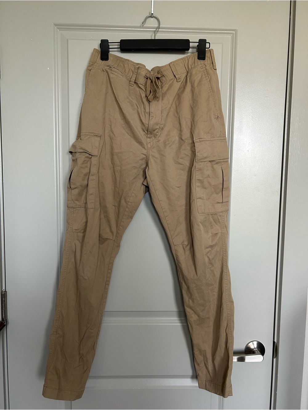 Polo by Ralph Lauren Men's Slim Fit Cargo Pants in Khaki Tan